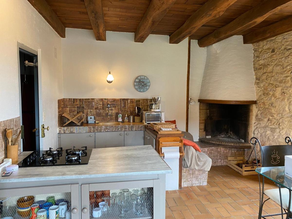 Petite Maison En Perigord Noir Plazac ภายนอก รูปภาพ