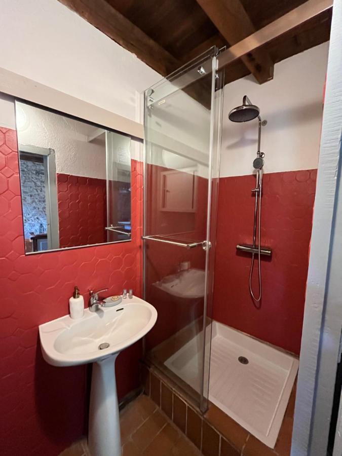 Petite Maison En Perigord Noir Plazac ภายนอก รูปภาพ